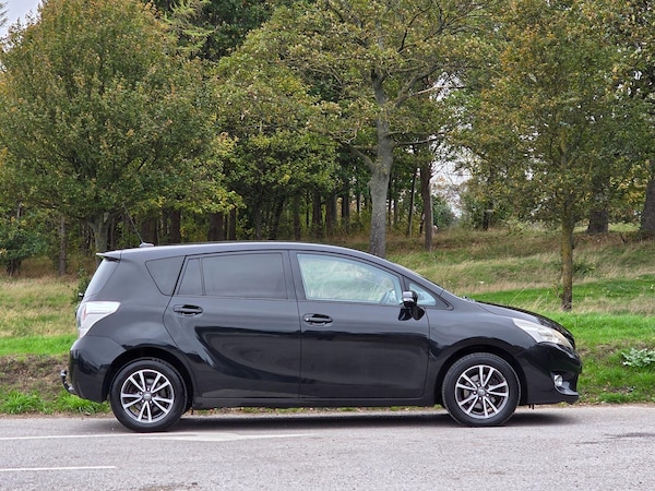 Used Toyota Verso 2013 for sale - 76241544: Photo 8