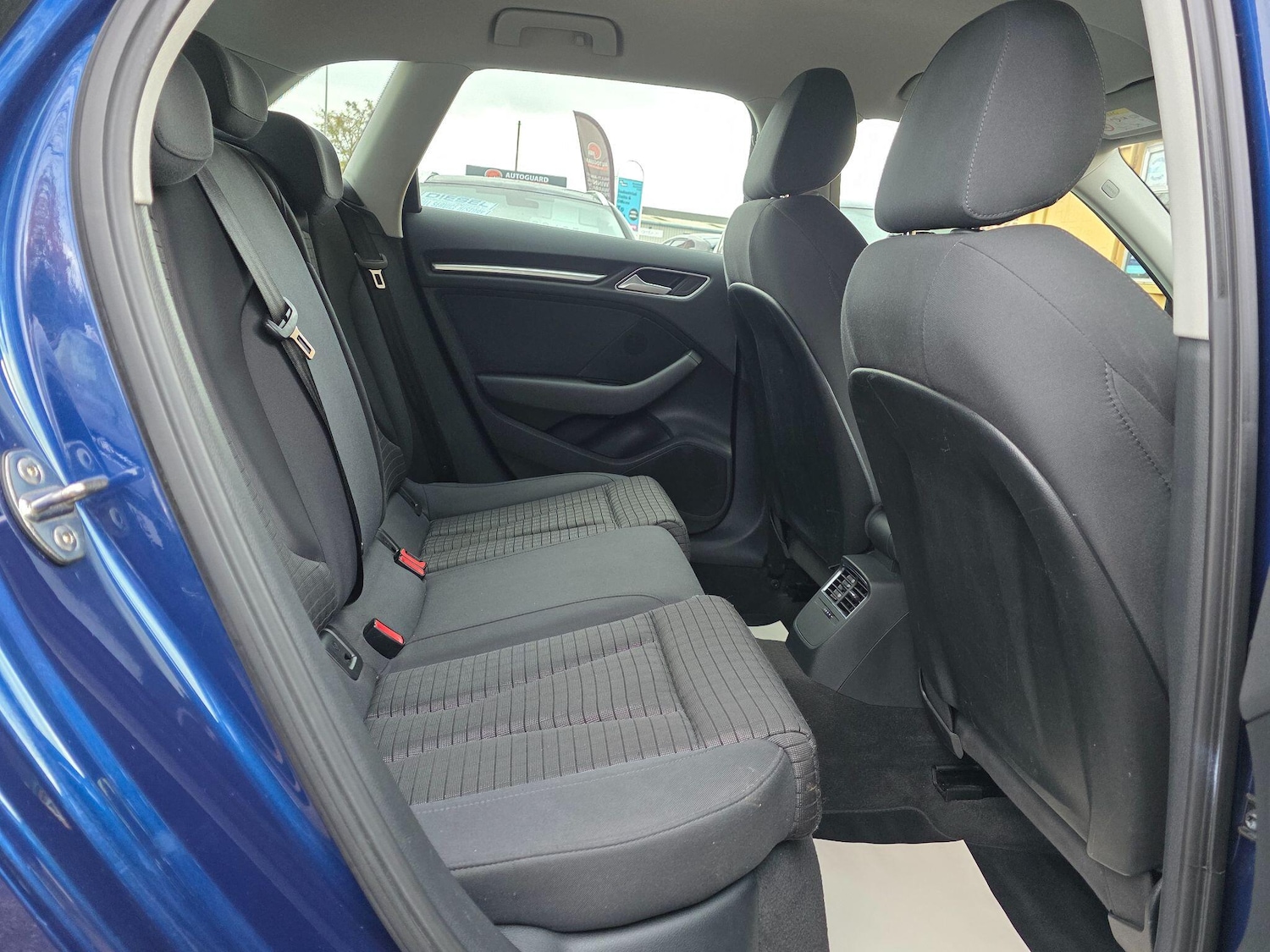 Used Audi A3 2015 for sale - 76856490: Photo 13