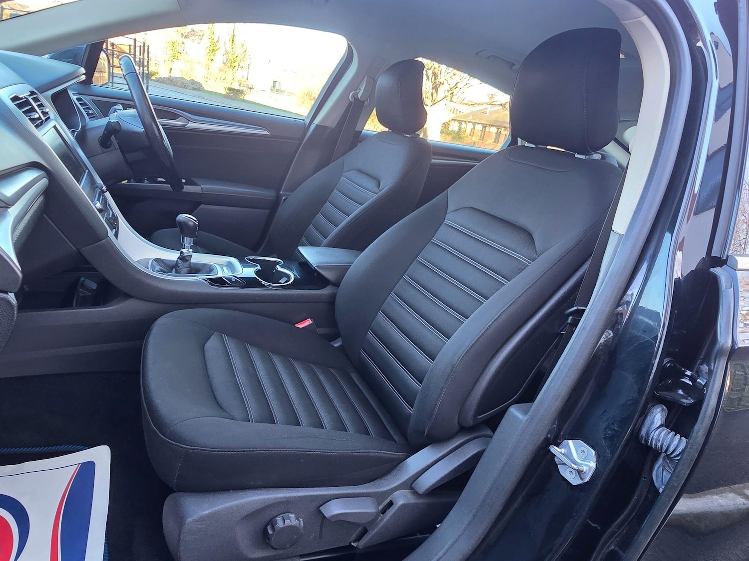 Used Ford Mondeo 2015 for sale - 76788413: Photo 12