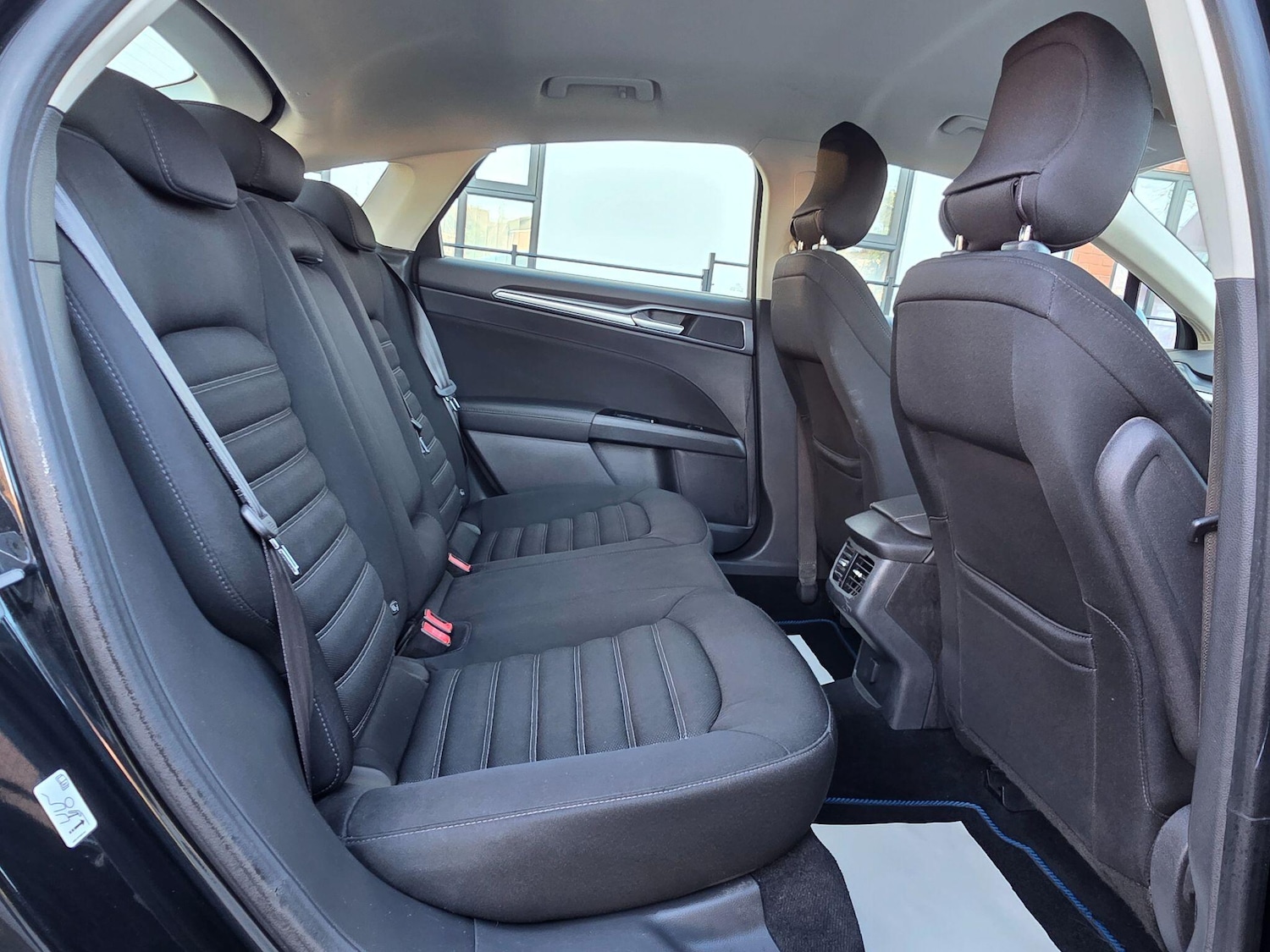 Used Ford Mondeo 2015 for sale - 76788413: Photo 15