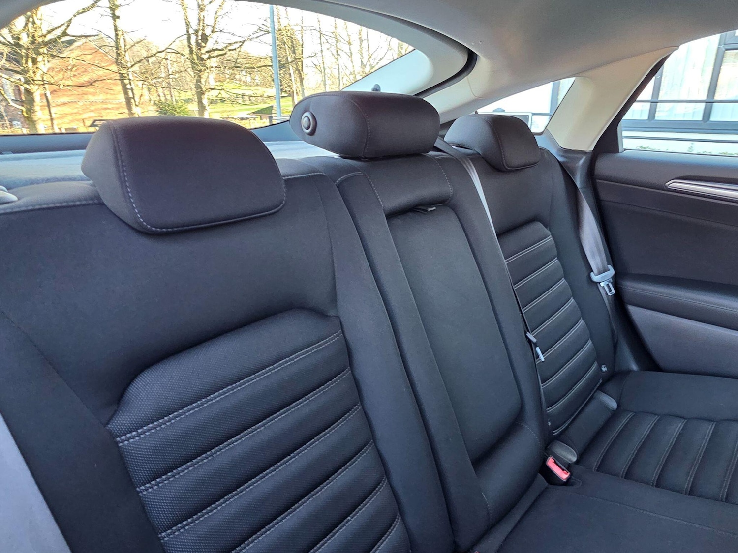 Used Ford Mondeo 2015 for sale - 76788413: Photo 16