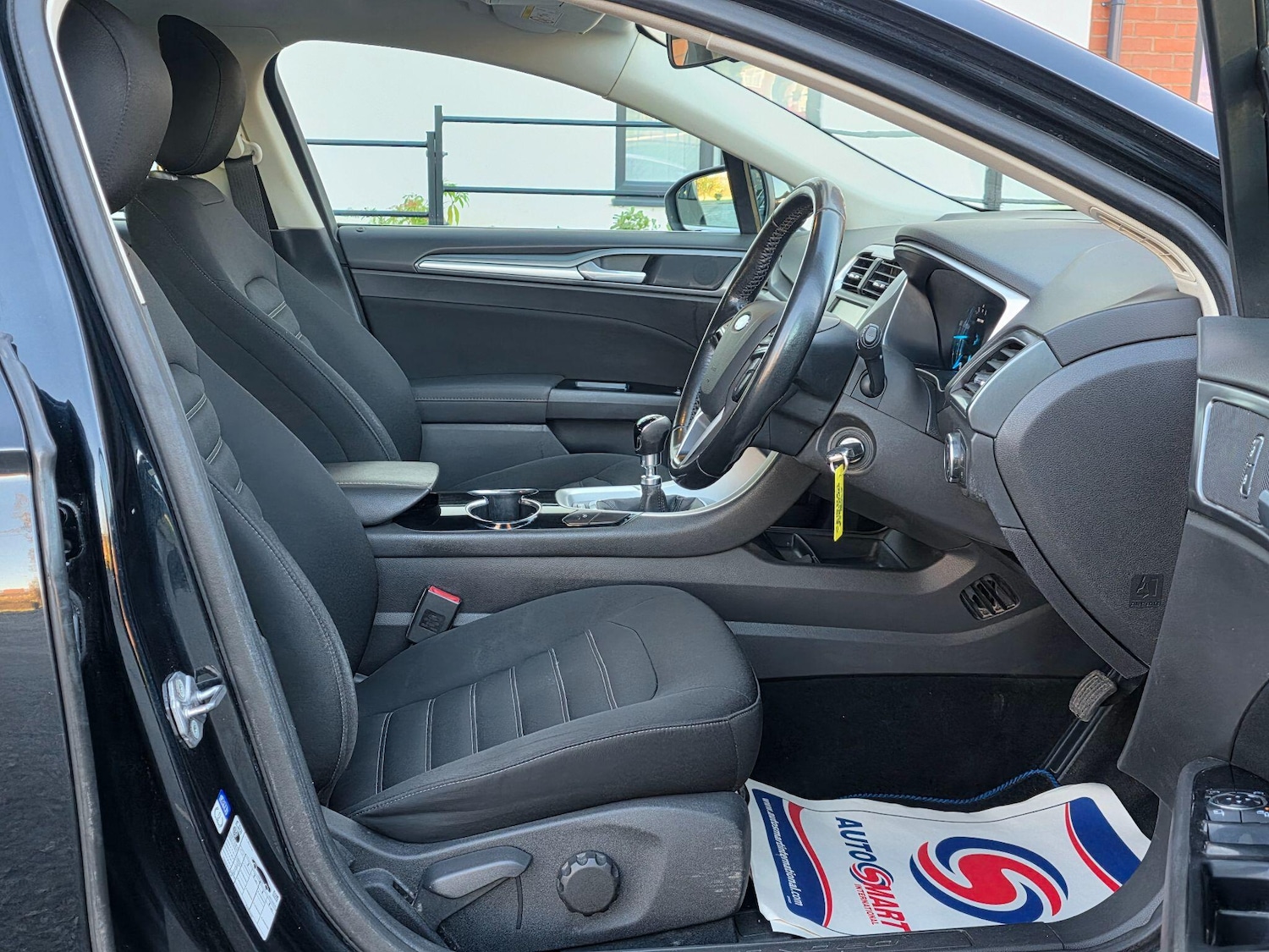 Used Ford Mondeo 2015 for sale - 76788413: Photo 24