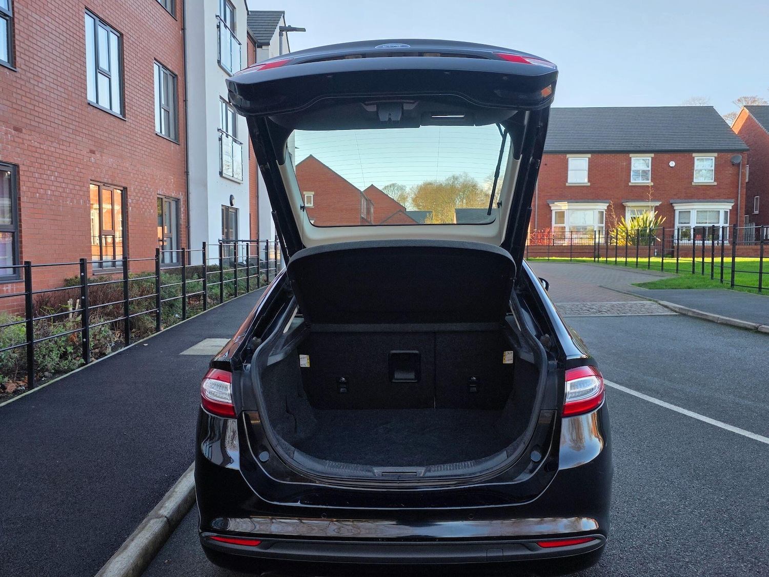 Used Ford Mondeo 2015 for sale - 76788413: Photo 39