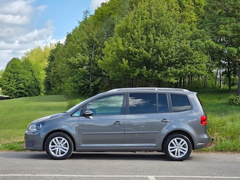 Used Volkswagen Touran 2013 for sale - 78474094: Photo