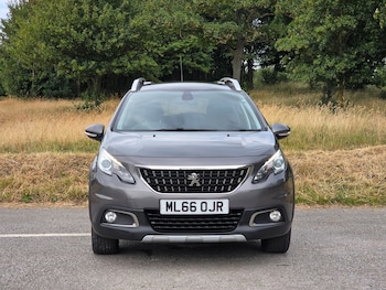 Used Peugeot 2008 2016 for sale - 79051144: Photo
