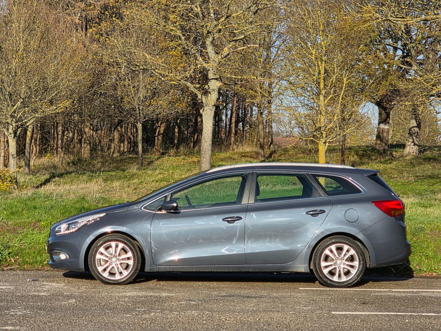 Used Kia Ceed 2014 for sale - 76704543: Photo 4