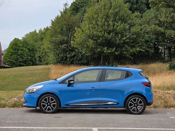 Used Renault Clio 2014 for sale - 79077743: Photo