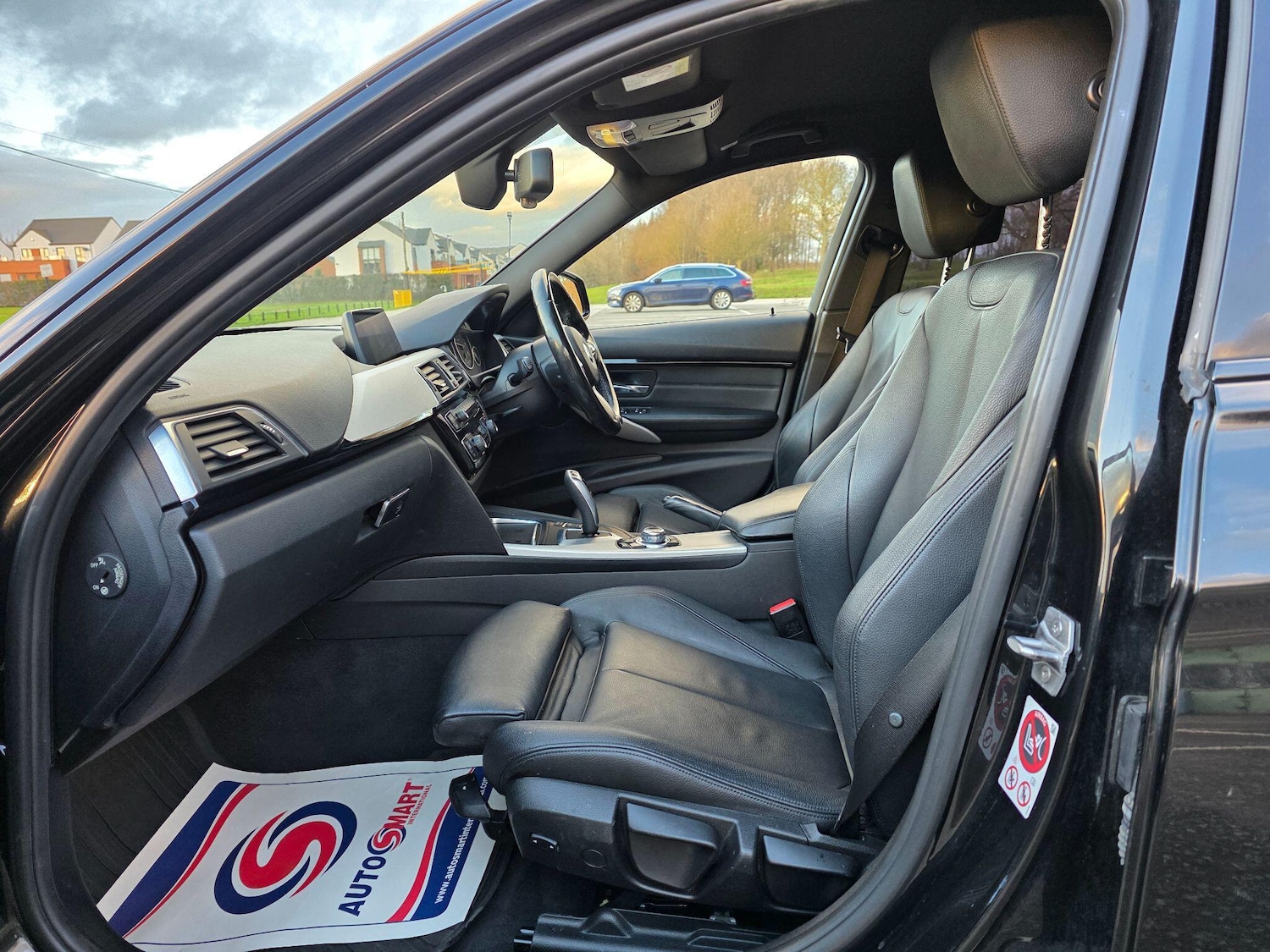 Used BMW 3 Series 2016 for sale - 76915218: Photo 10