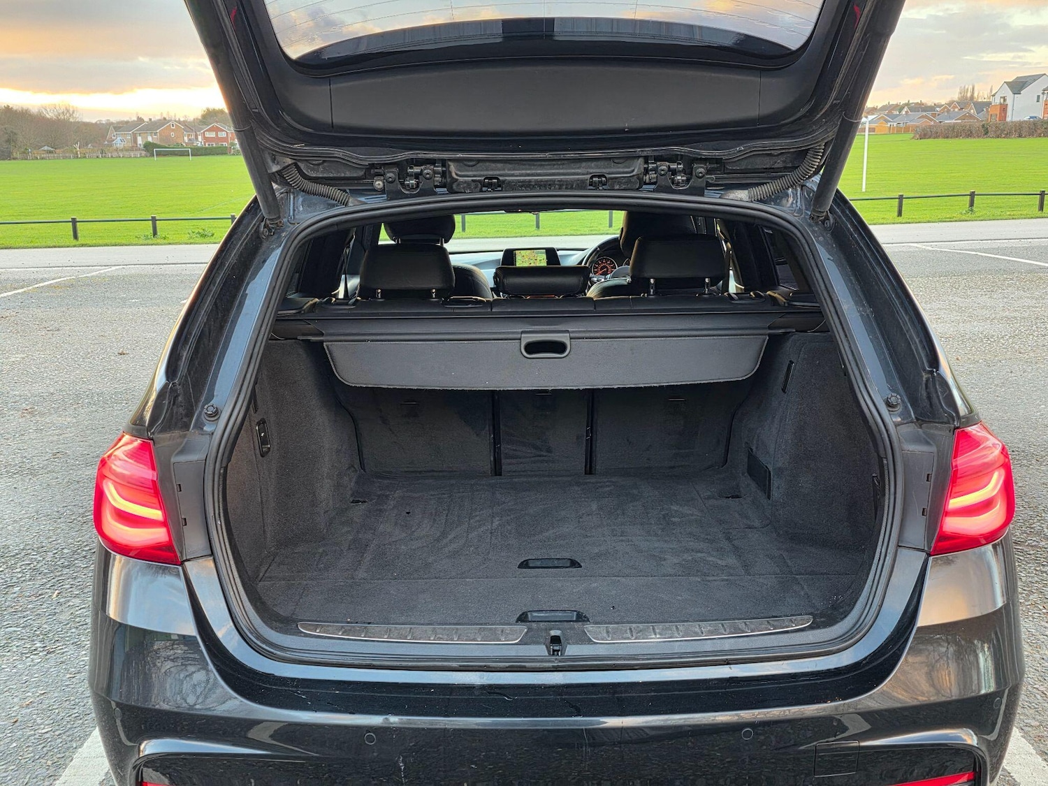 Used BMW 3 Series 2016 for sale - 76915218: Photo 43