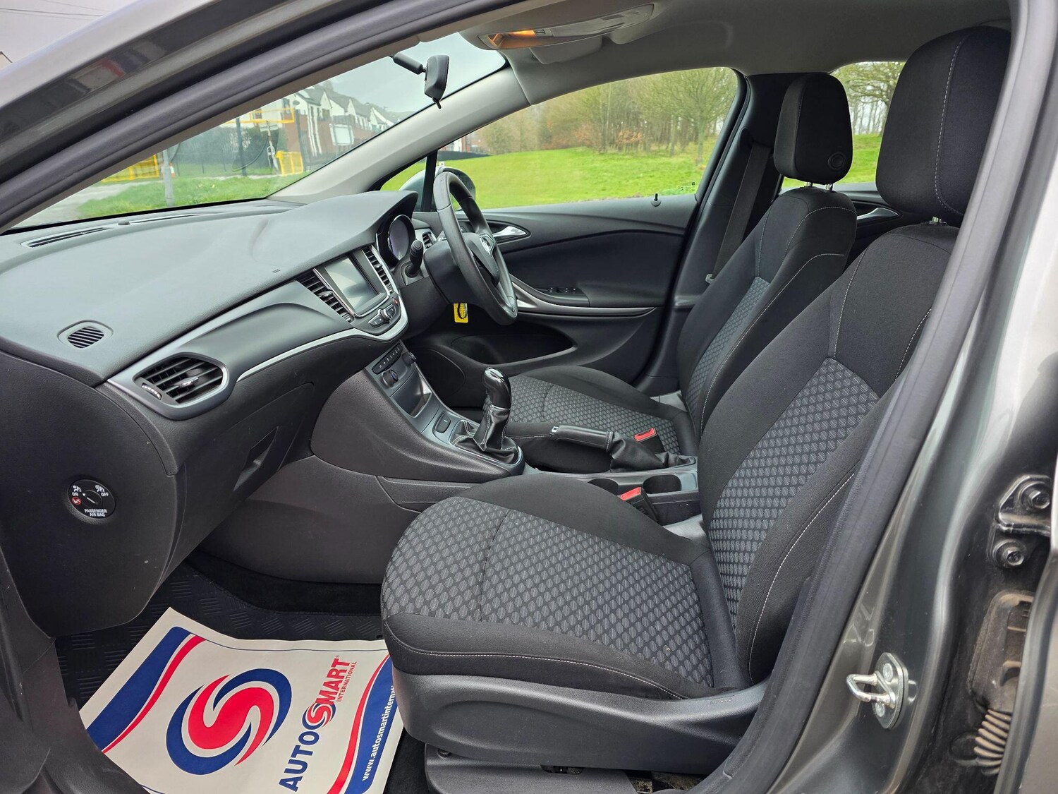 Used Vauxhall Astra 2017 for sale - 77405582: Photo 10