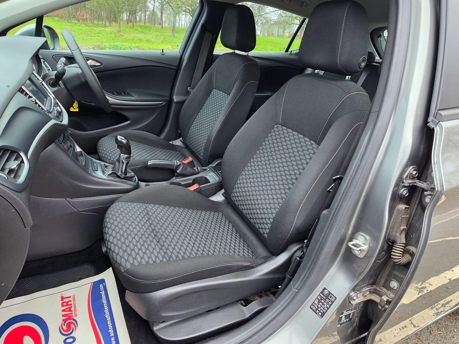 Used Vauxhall Astra 2017 for sale - 77405582: Photo 12