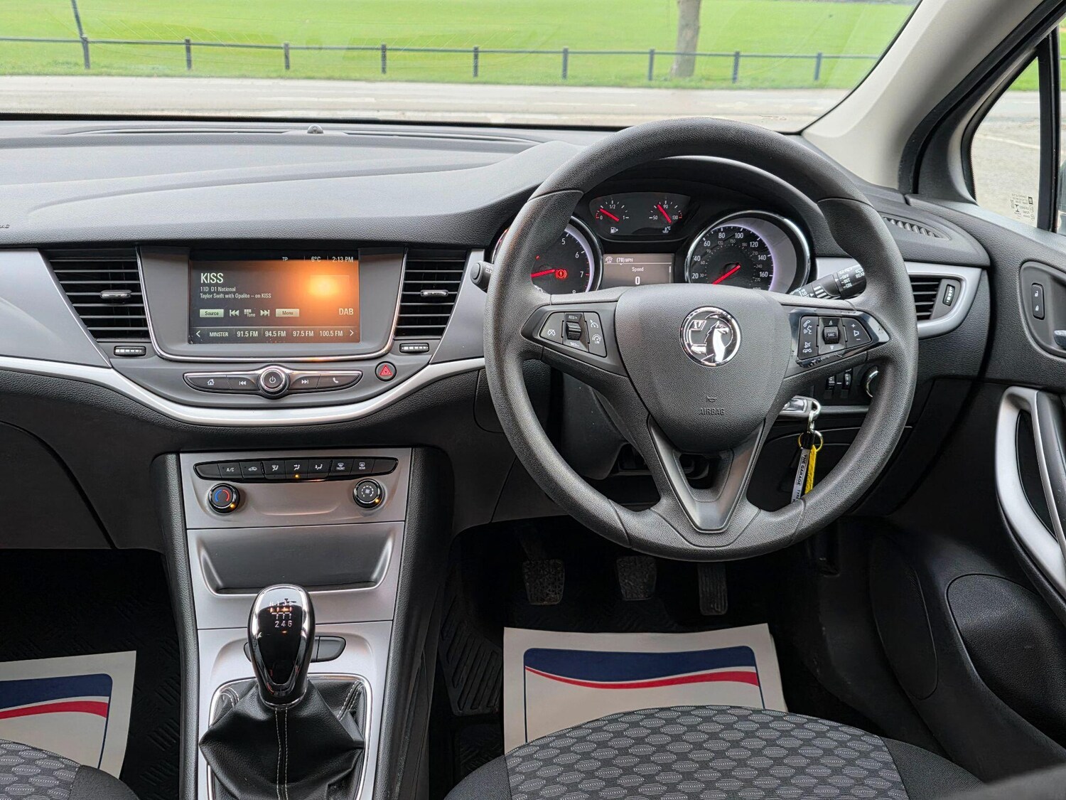 Used Vauxhall Astra 2017 for sale - 77405582: Photo 18