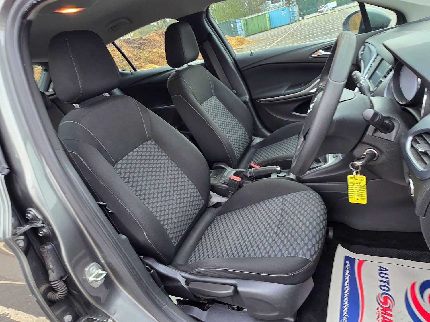 Used Vauxhall Astra 2017 for sale - 77405582: Photo 25