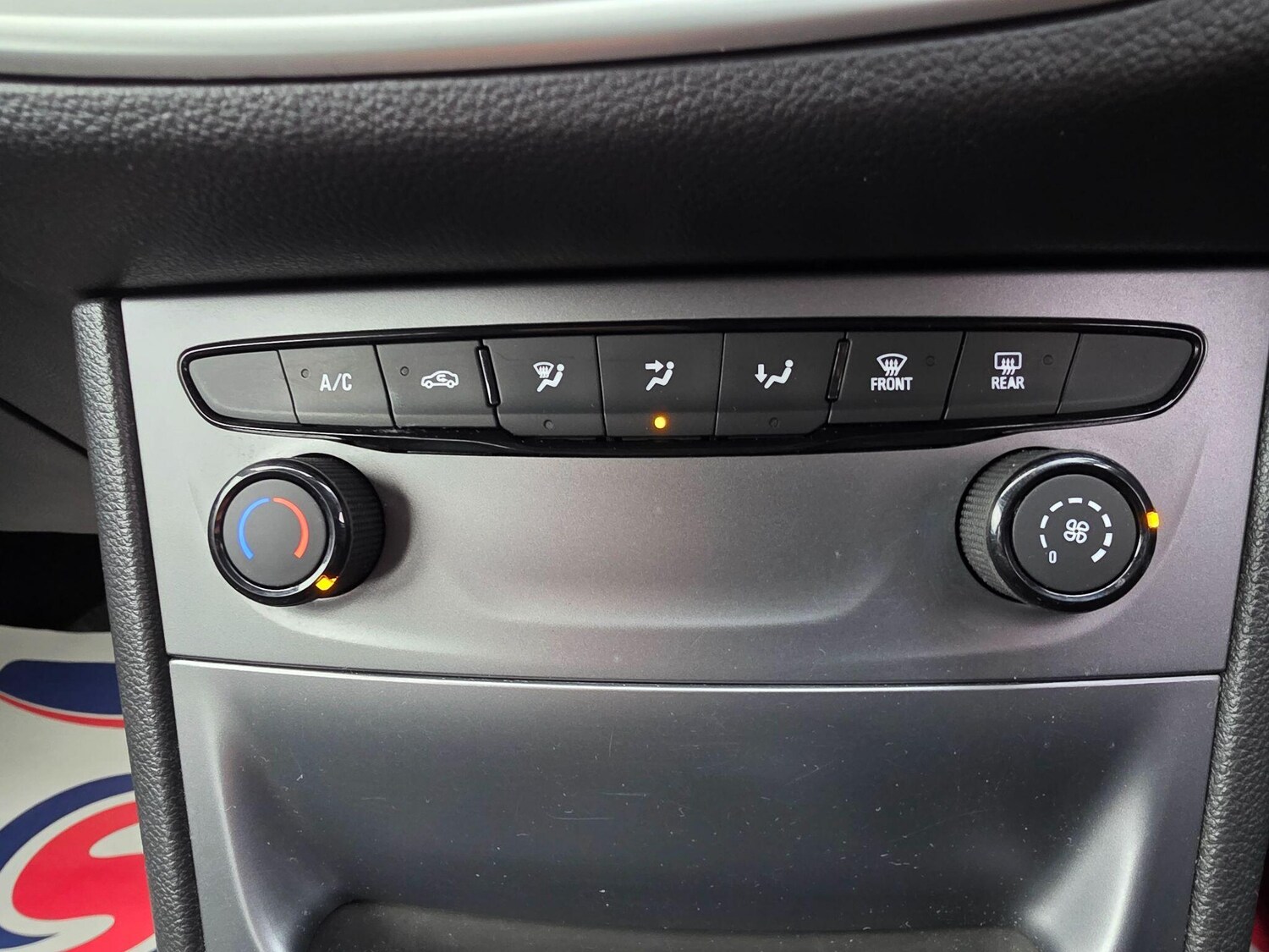 Used Vauxhall Astra 2017 for sale - 77405582: Photo 28