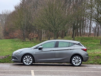 Used Vauxhall Astra 2017 for sale - 77405582: Photo