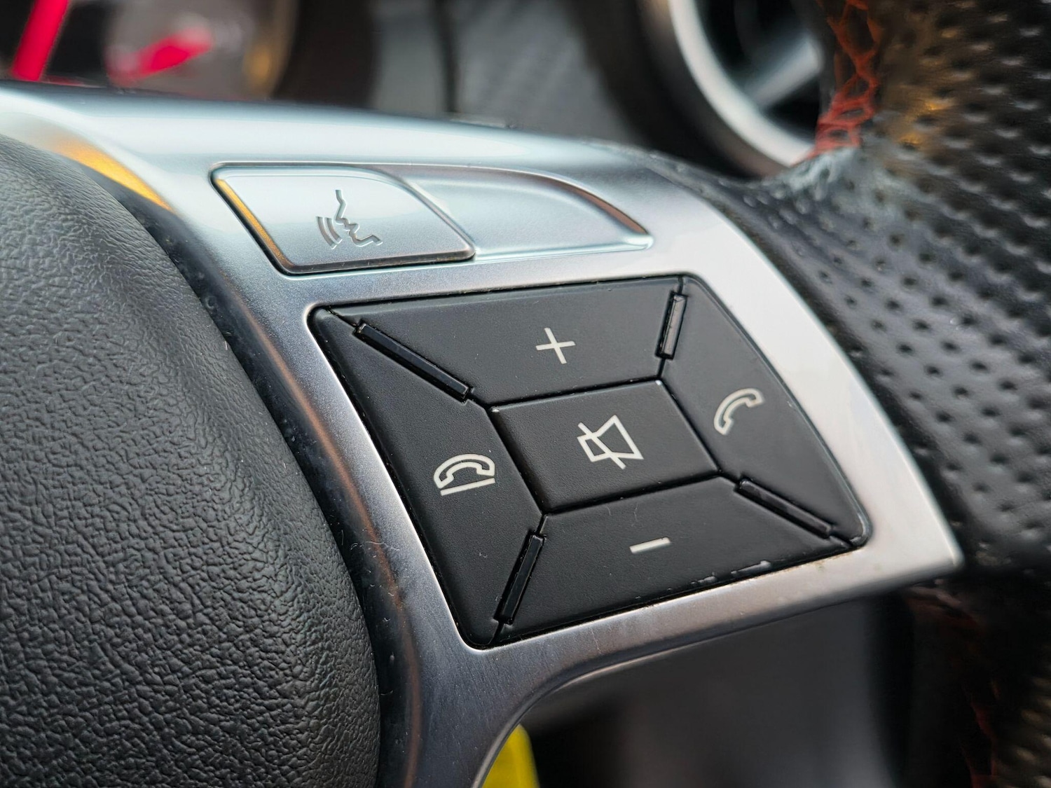 Used Mercedes-Benz A-Class 2014 for sale - 77360676: Photo 35