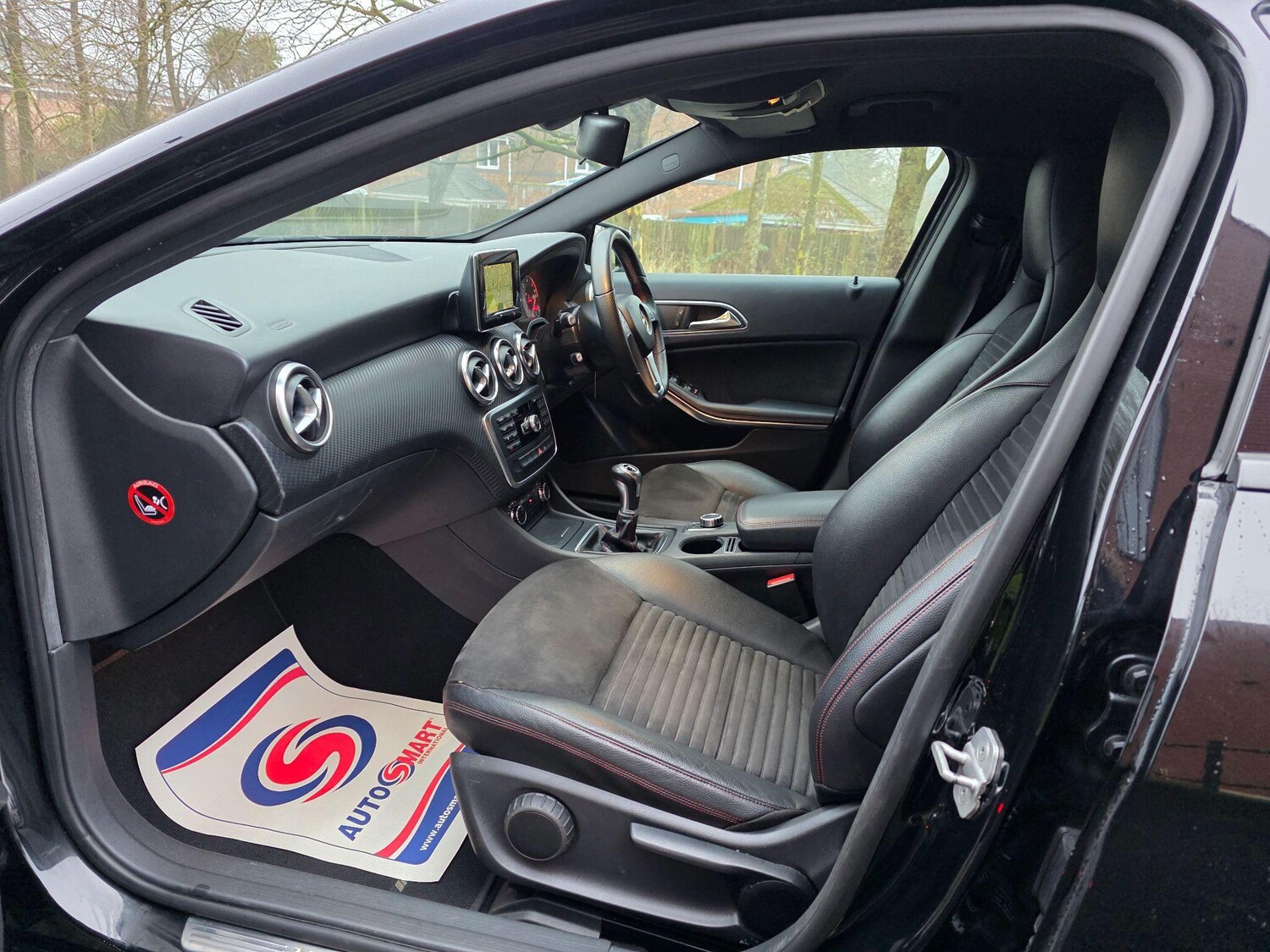 Used Mercedes-Benz A-Class 2014 for sale - 77360676: Photo 9