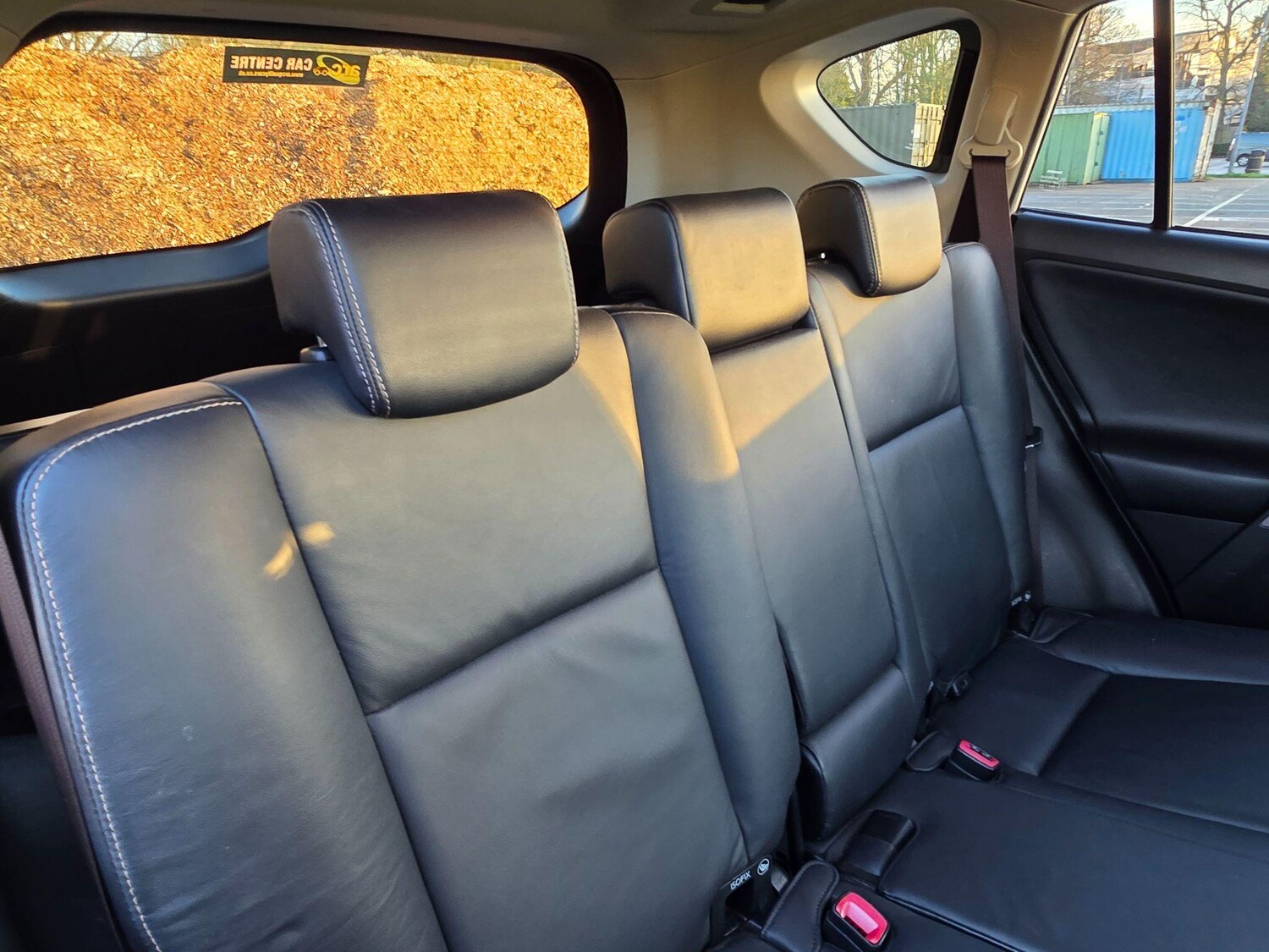 Used Toyota RAV4 2015 for sale - 76928175: Photo 16