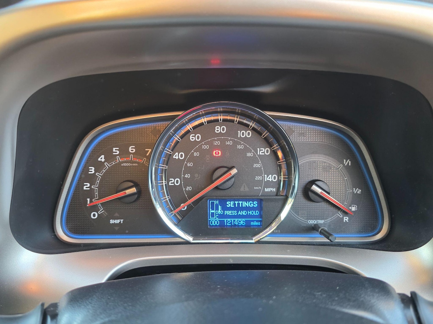 Used Toyota RAV4 2015 for sale - 76928175: Photo 25