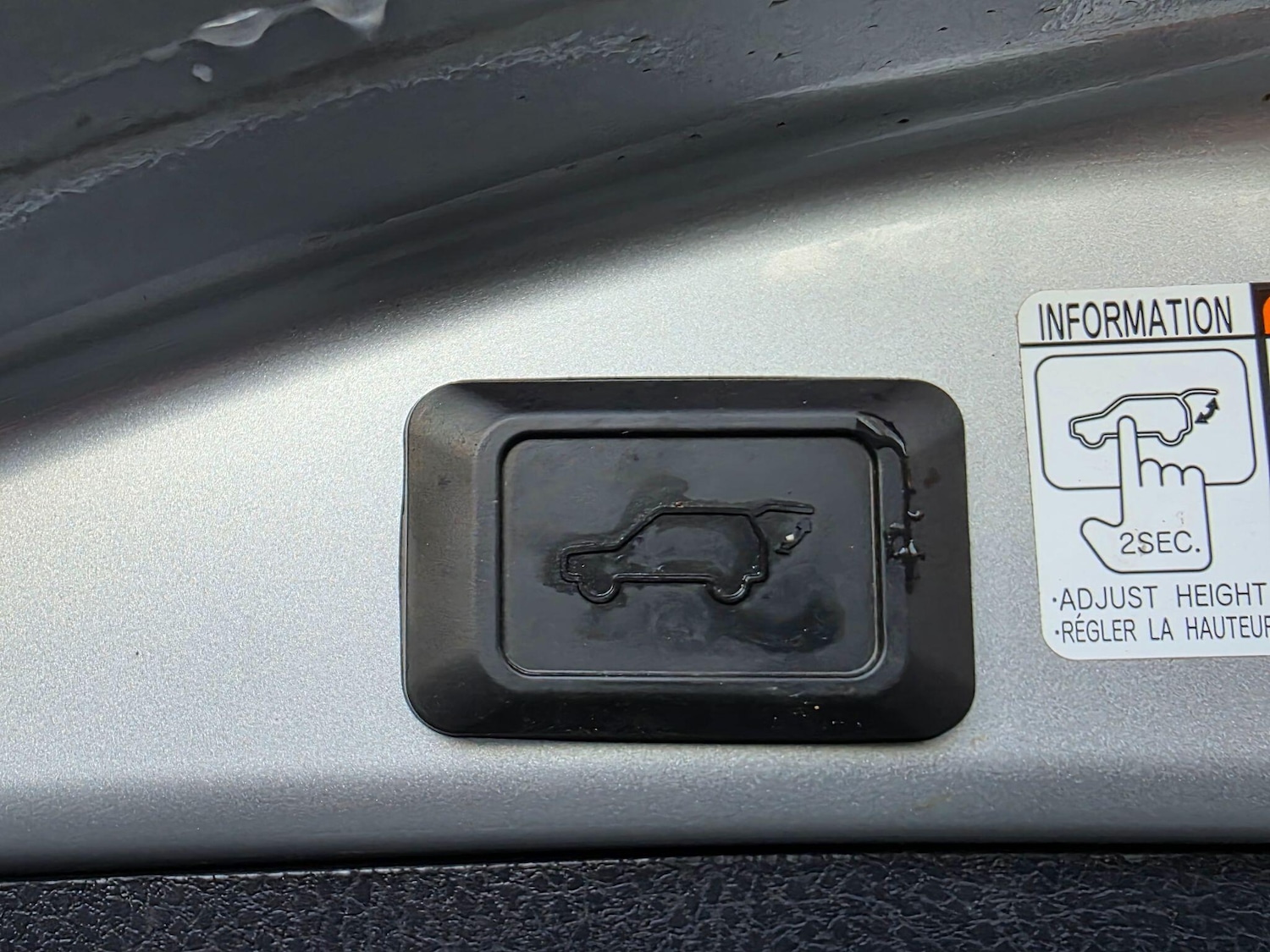 Used Toyota RAV4 2015 for sale - 76928175: Photo 39