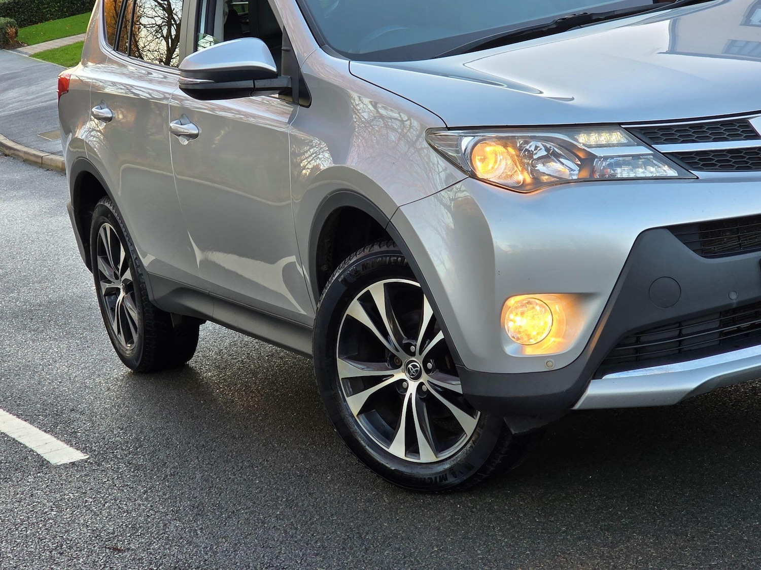 Used Toyota RAV4 2015 for sale - 76928175: Photo 45