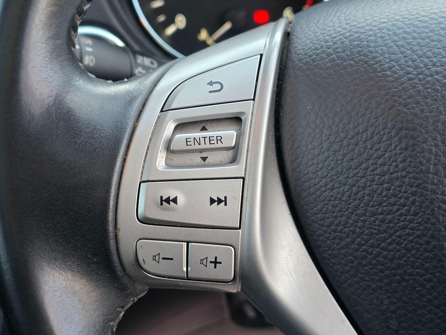 Used Nissan Qashqai 2016 for sale - 77134079: Photo 34