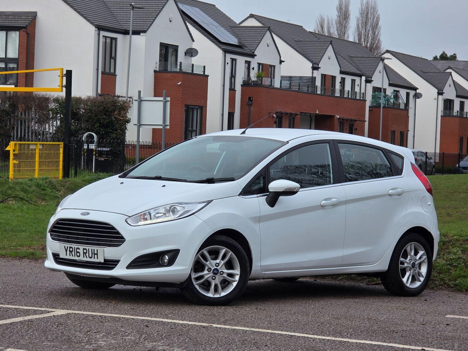 Used Ford Fiesta 2016 for sale - 77485097: Photo 4