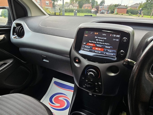 Used Toyota AYGO 2018 for sale - 74565260: Photo 30