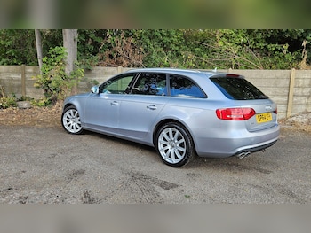 Used Audi A4 Avant 2014 for sale - 75930046: Photo