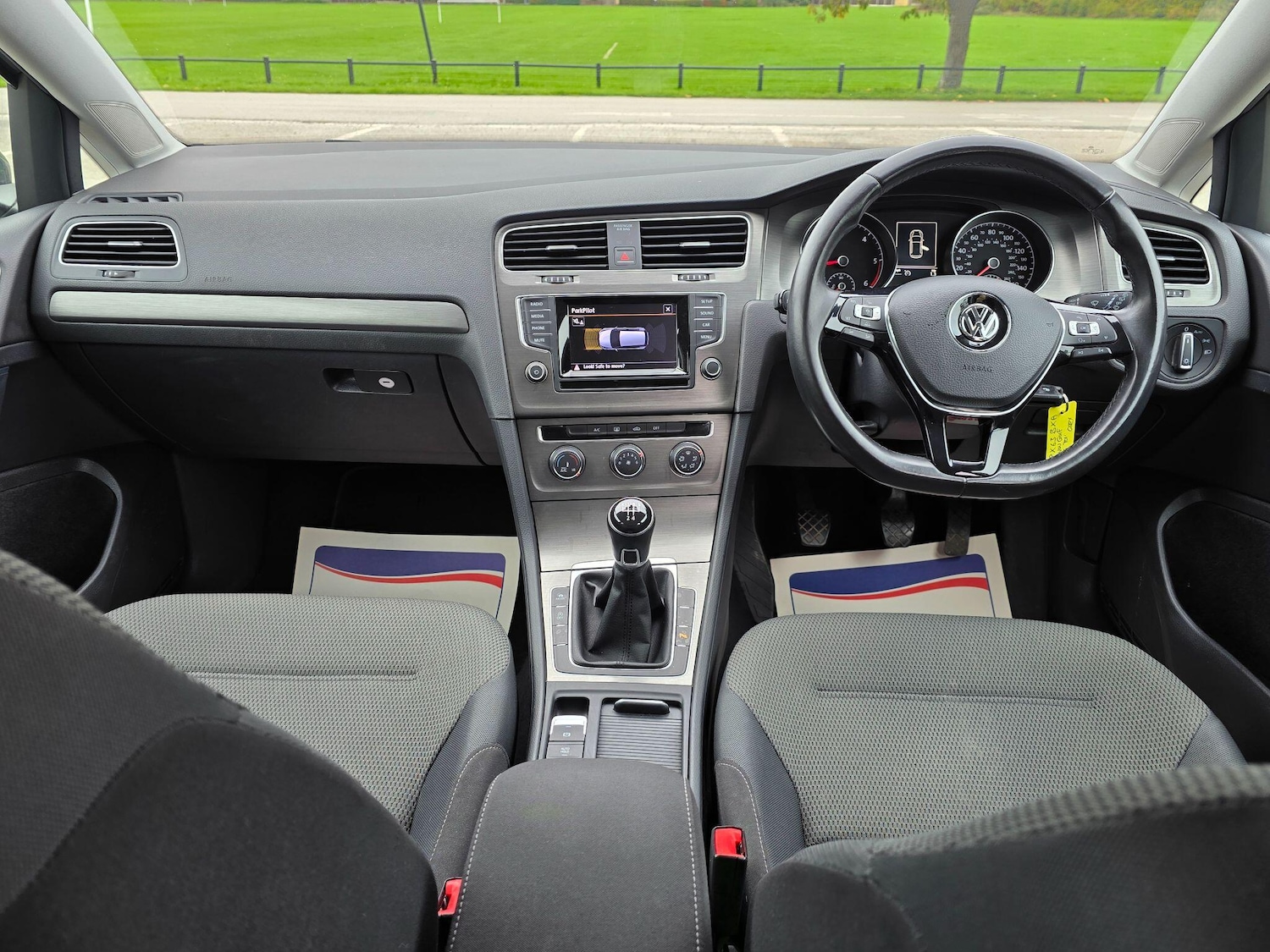 Used Volkswagen Golf 2013 for sale - 76285548: Photo 17