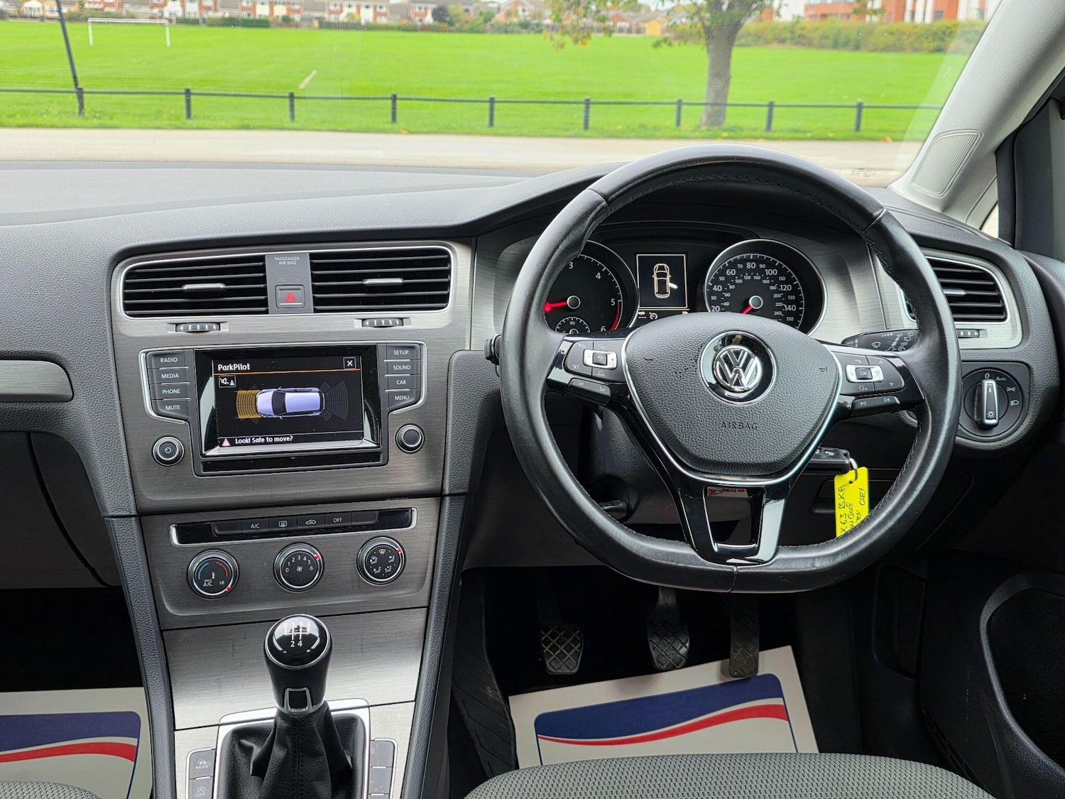 Used Volkswagen Golf 2013 for sale - 76285548: Photo 18