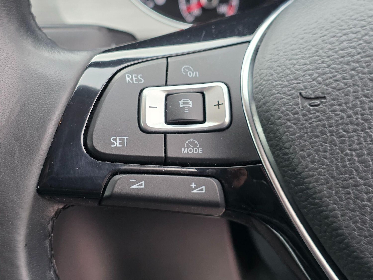 Used Volkswagen Golf 2013 for sale - 76285548: Photo 34