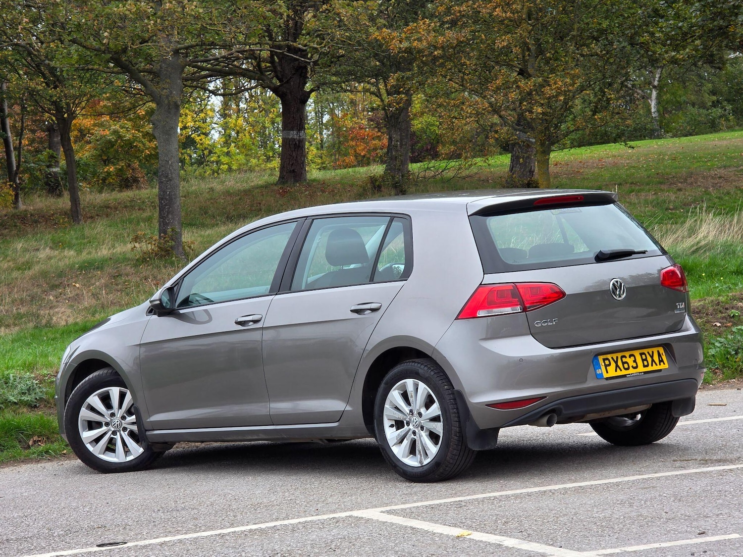 Used Volkswagen Golf 2013 for sale - 76285548: Photo 5