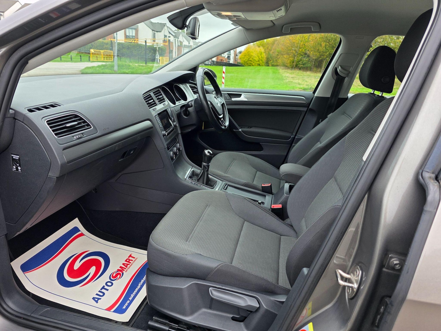 Used Volkswagen Golf 2013 for sale - 76285548: Photo 9