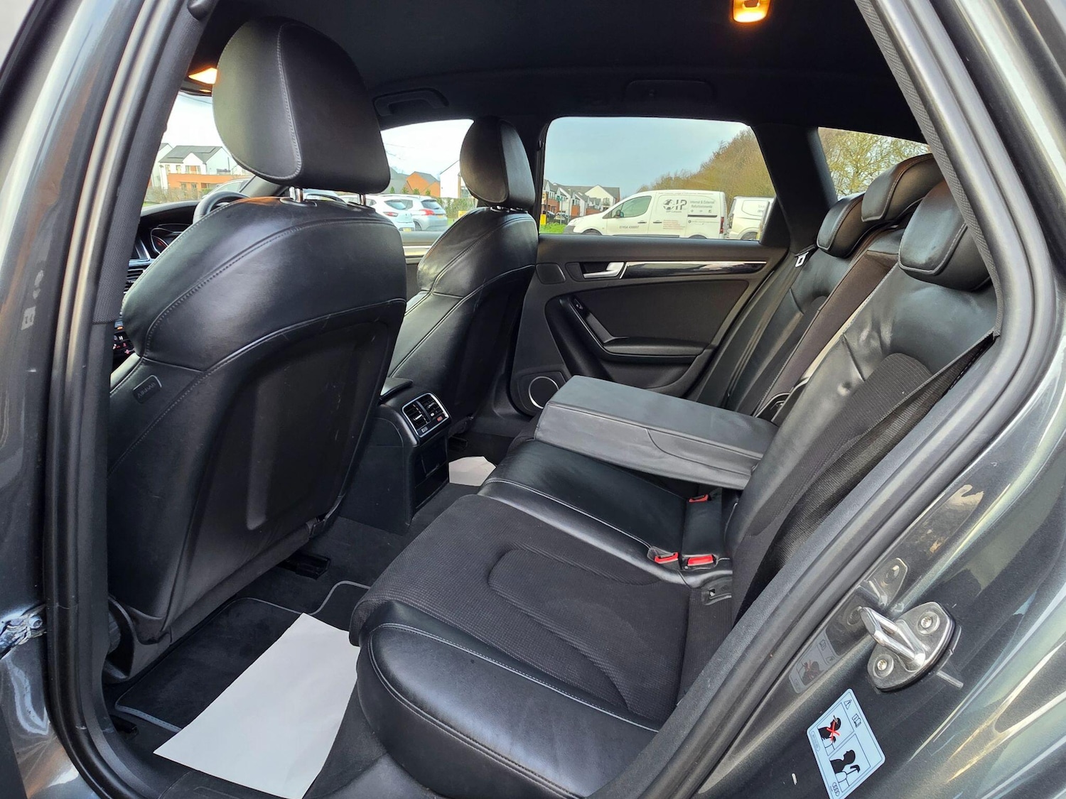 Used Audi A4 Avant 2014 for sale - 76937670: Photo 15