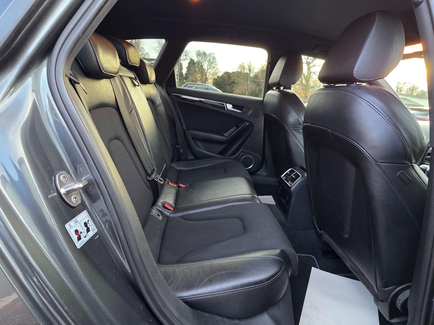 Used Audi A4 Avant 2014 for sale - 76937670: Photo 16