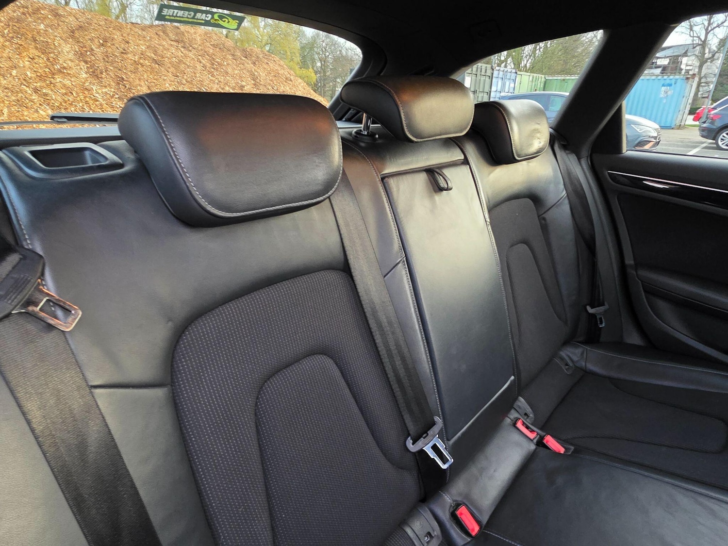 Used Audi A4 Avant 2014 for sale - 76937670: Photo 17