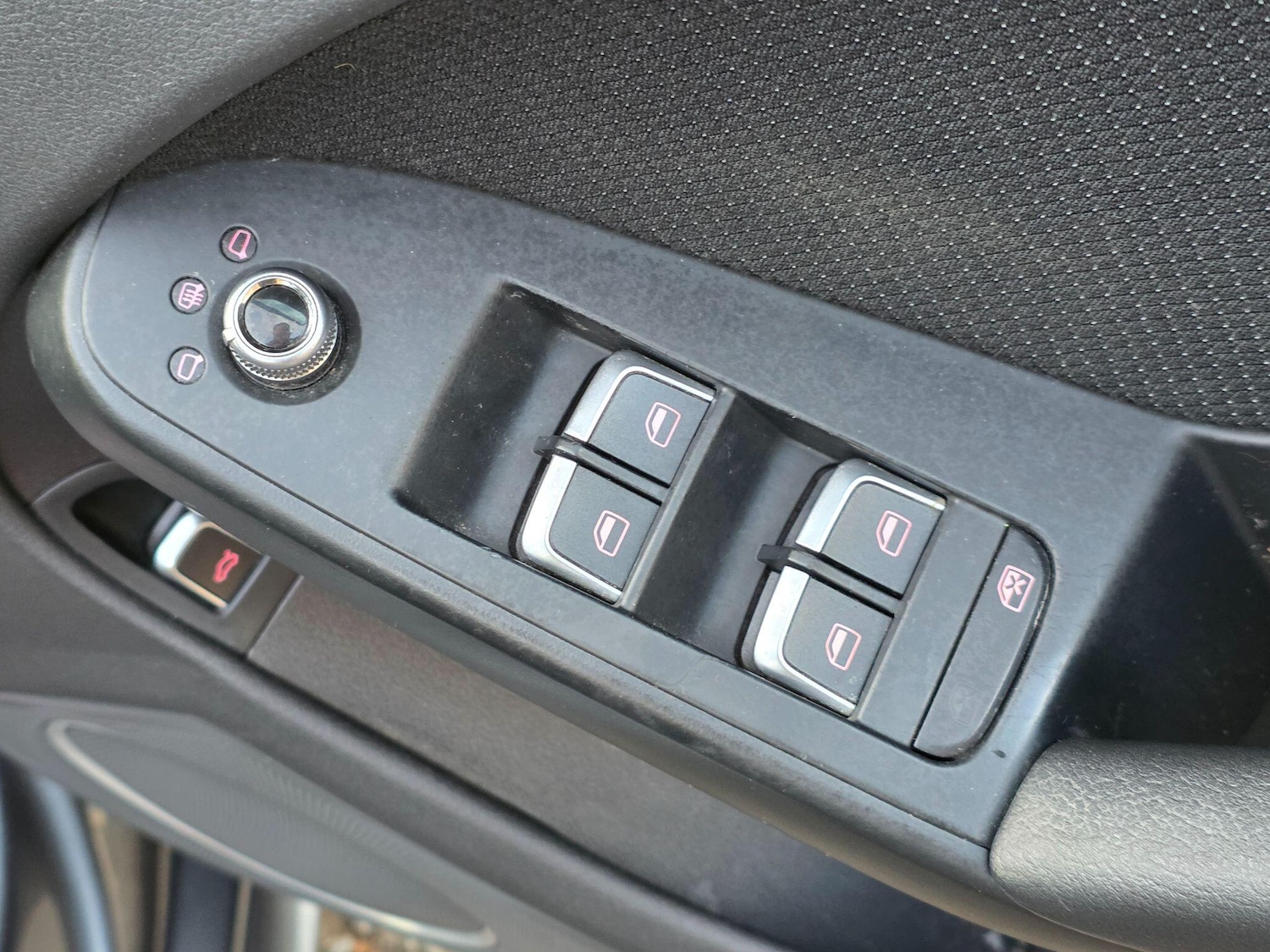 Used Audi A4 Avant 2014 for sale - 76937670: Photo 24