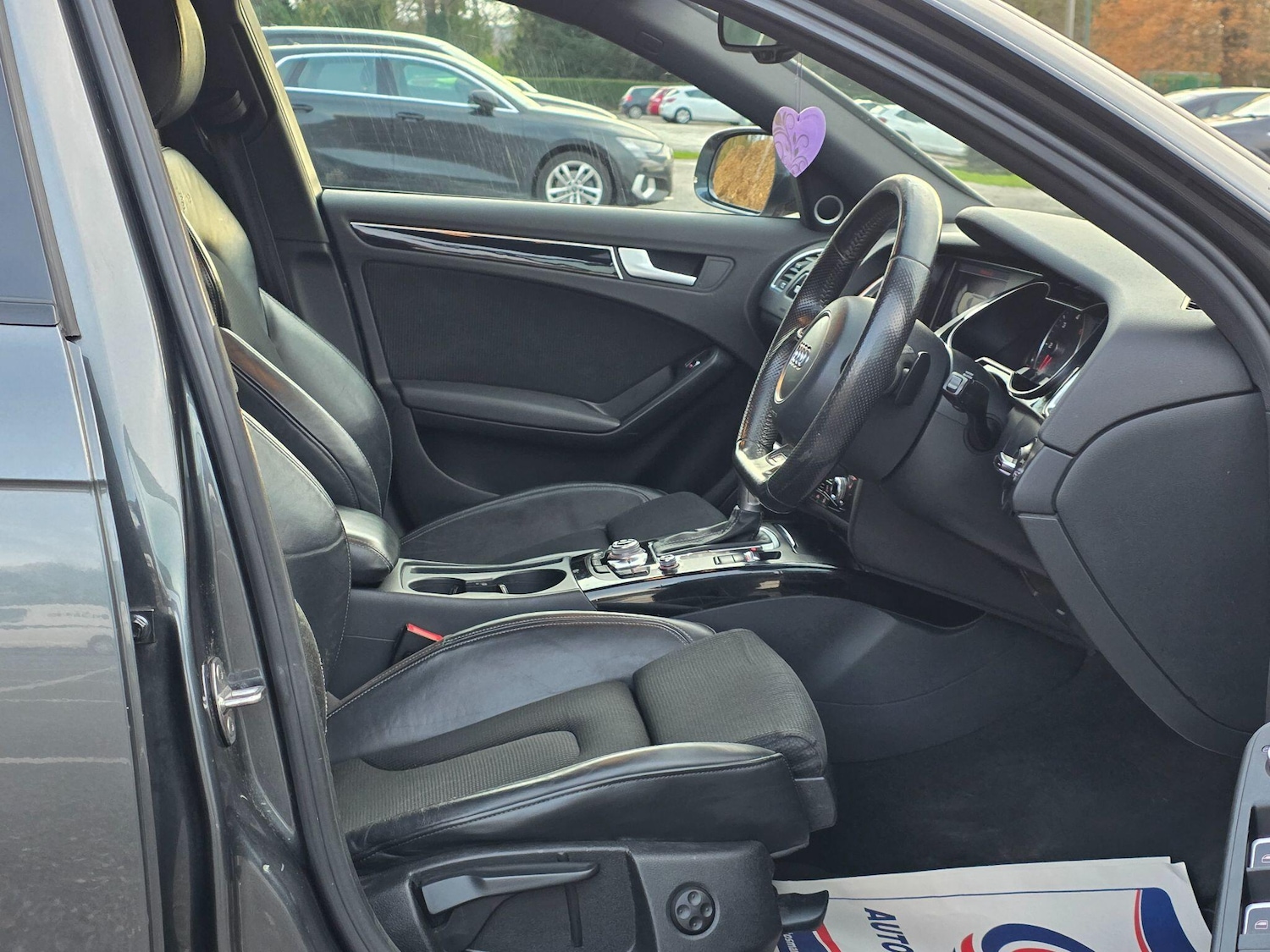 Used Audi A4 Avant 2014 for sale - 76937670: Photo 26