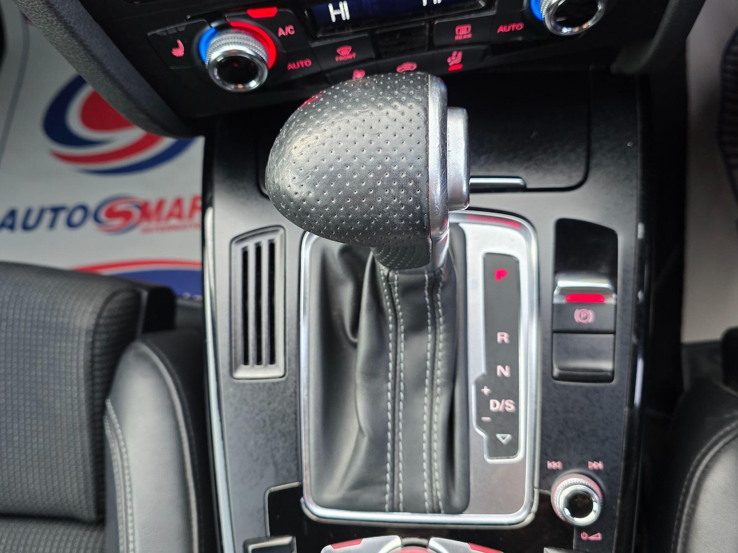 Used Audi A4 Avant 2014 for sale - 76937670: Photo 31