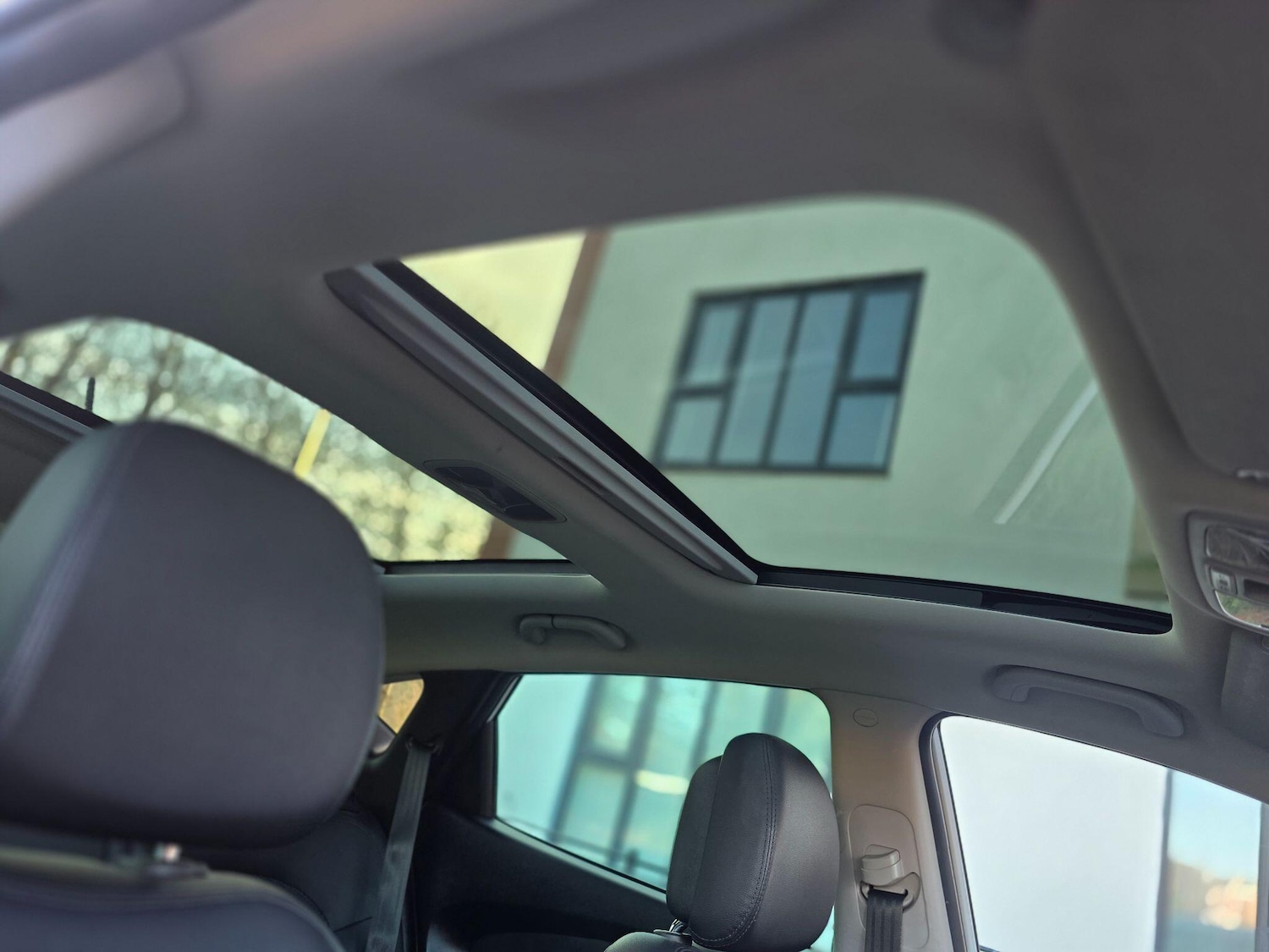 Used Hyundai Ix35 2010 for sale - 77224110: Photo 37