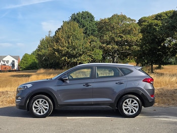 Used Hyundai TUCSON 2017 for sale - 79491095: Photo