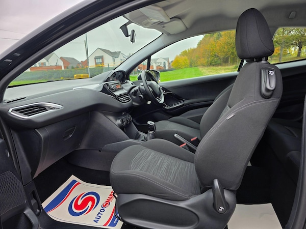 Used Peugeot 208 2013 for sale - 76310087: Photo 10