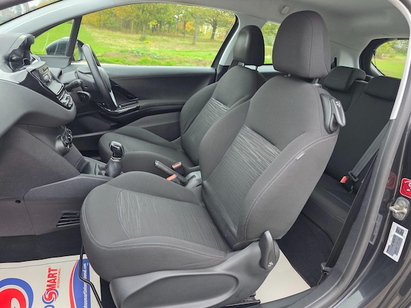 Used Peugeot 208 2013 for sale - 76310087: Photo 12