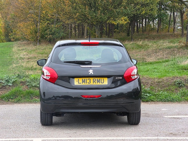 Used Peugeot 208 2013 for sale - 76310087: Photo 6