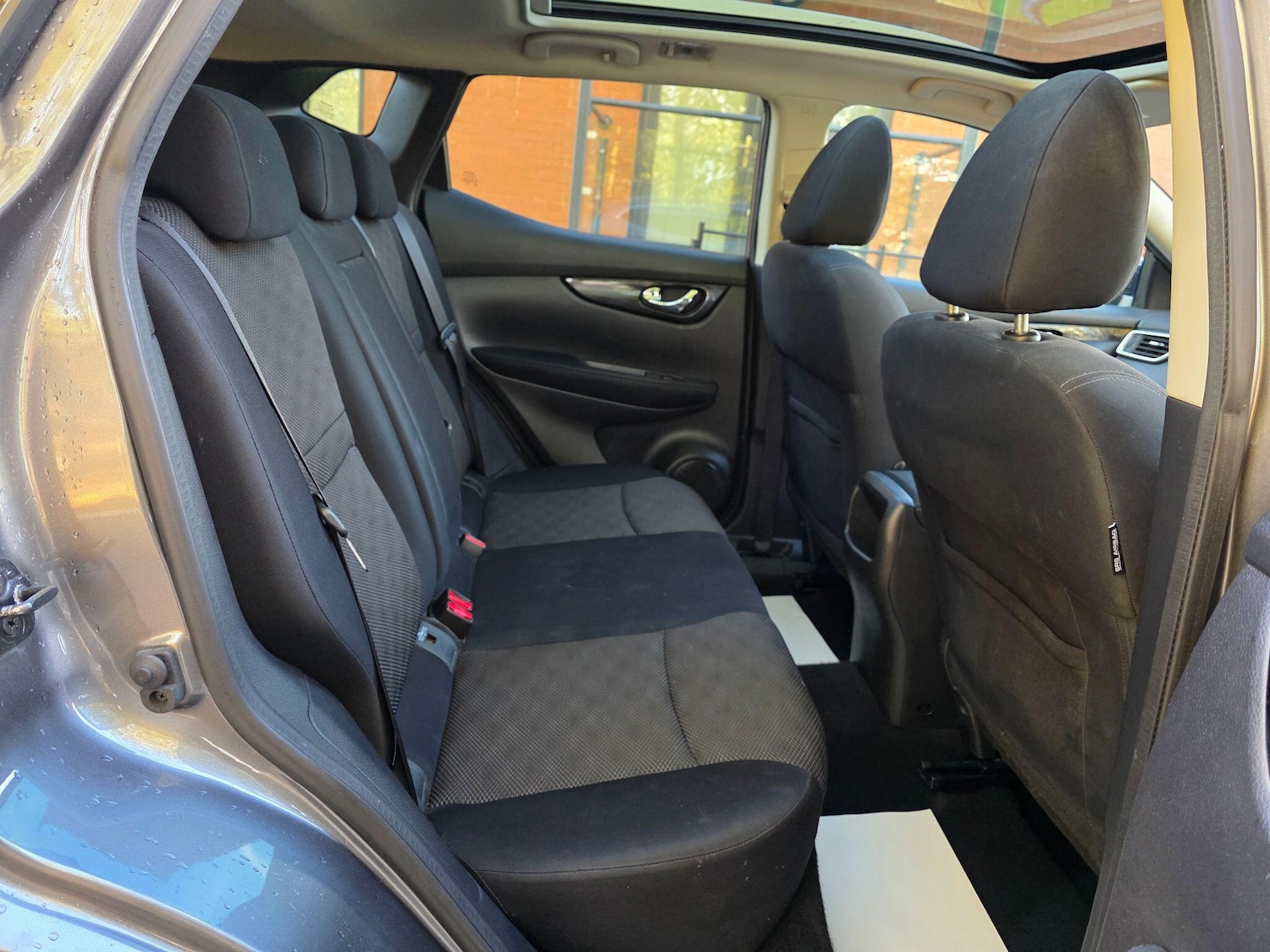 Used Nissan Qashqai 2015 for sale - 76372598: Photo 15