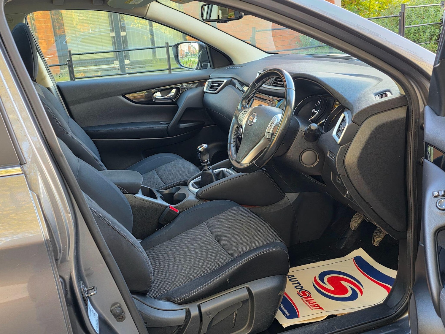 Used Nissan Qashqai 2015 for sale - 76372598: Photo 21