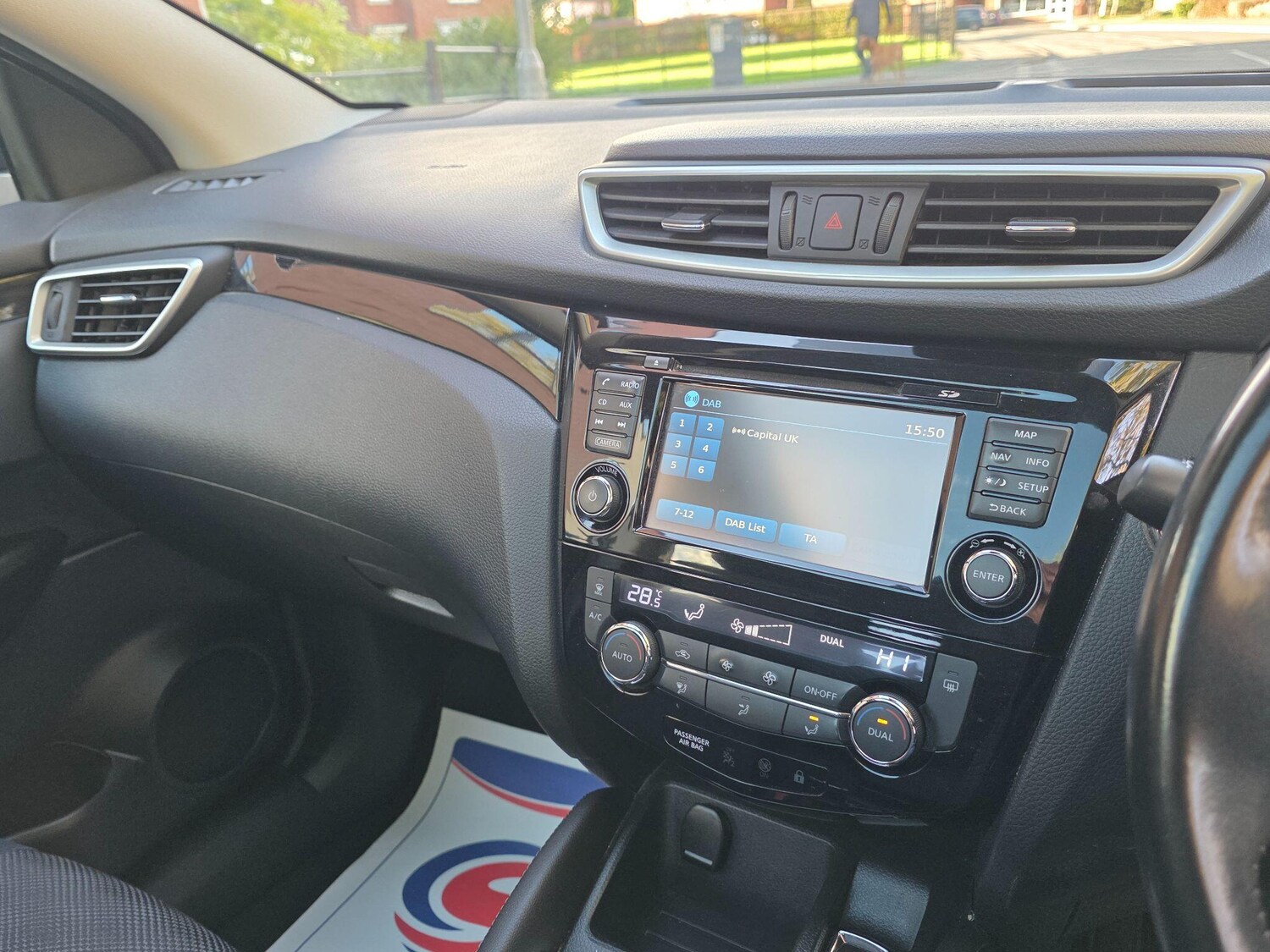 Used Nissan Qashqai 2015 for sale - 76372598: Photo 32