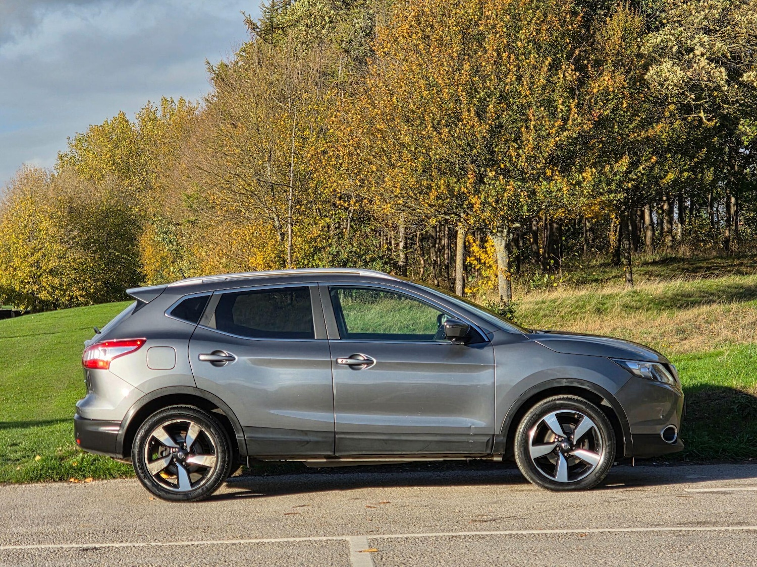Used Nissan Qashqai 2015 for sale - 76372598: Photo 8
