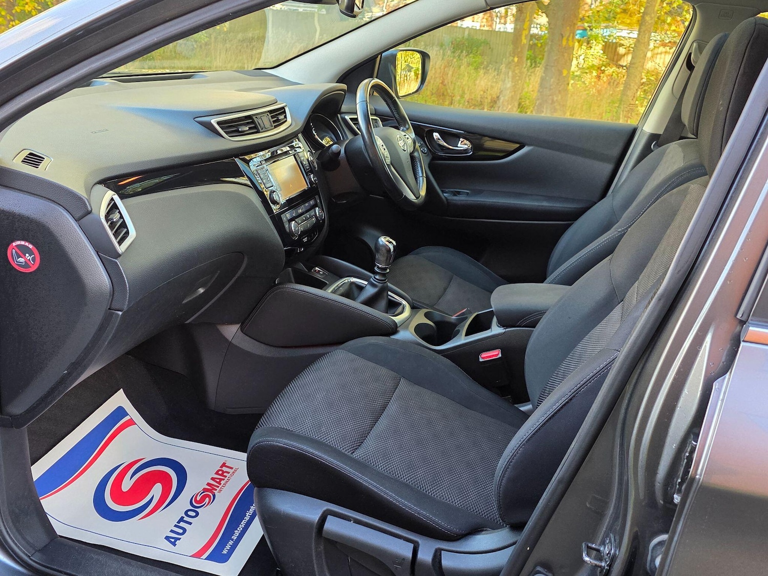 Used Nissan Qashqai 2015 for sale - 76372598: Photo 9